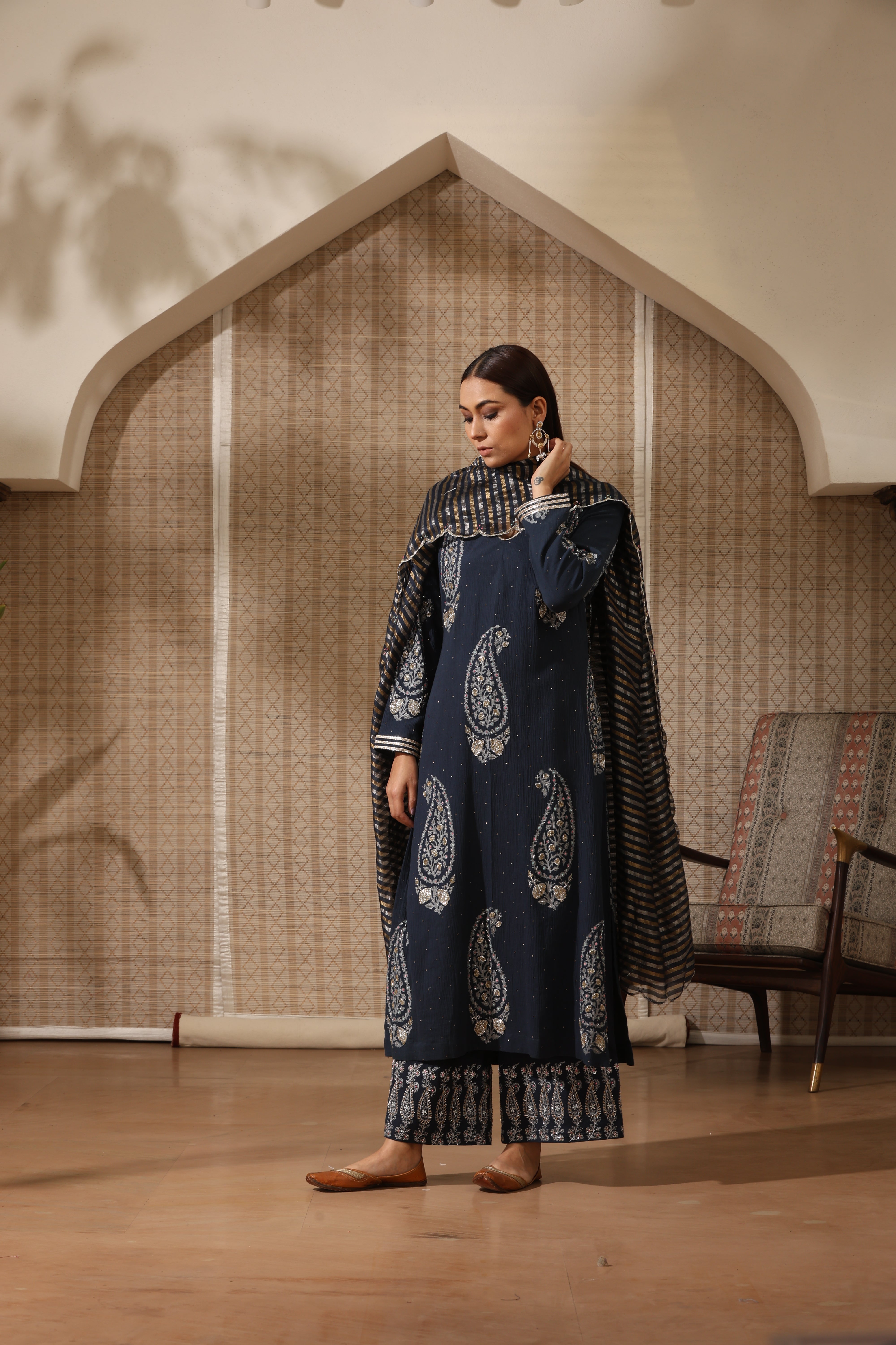 Navy Paisly Set Crinckle