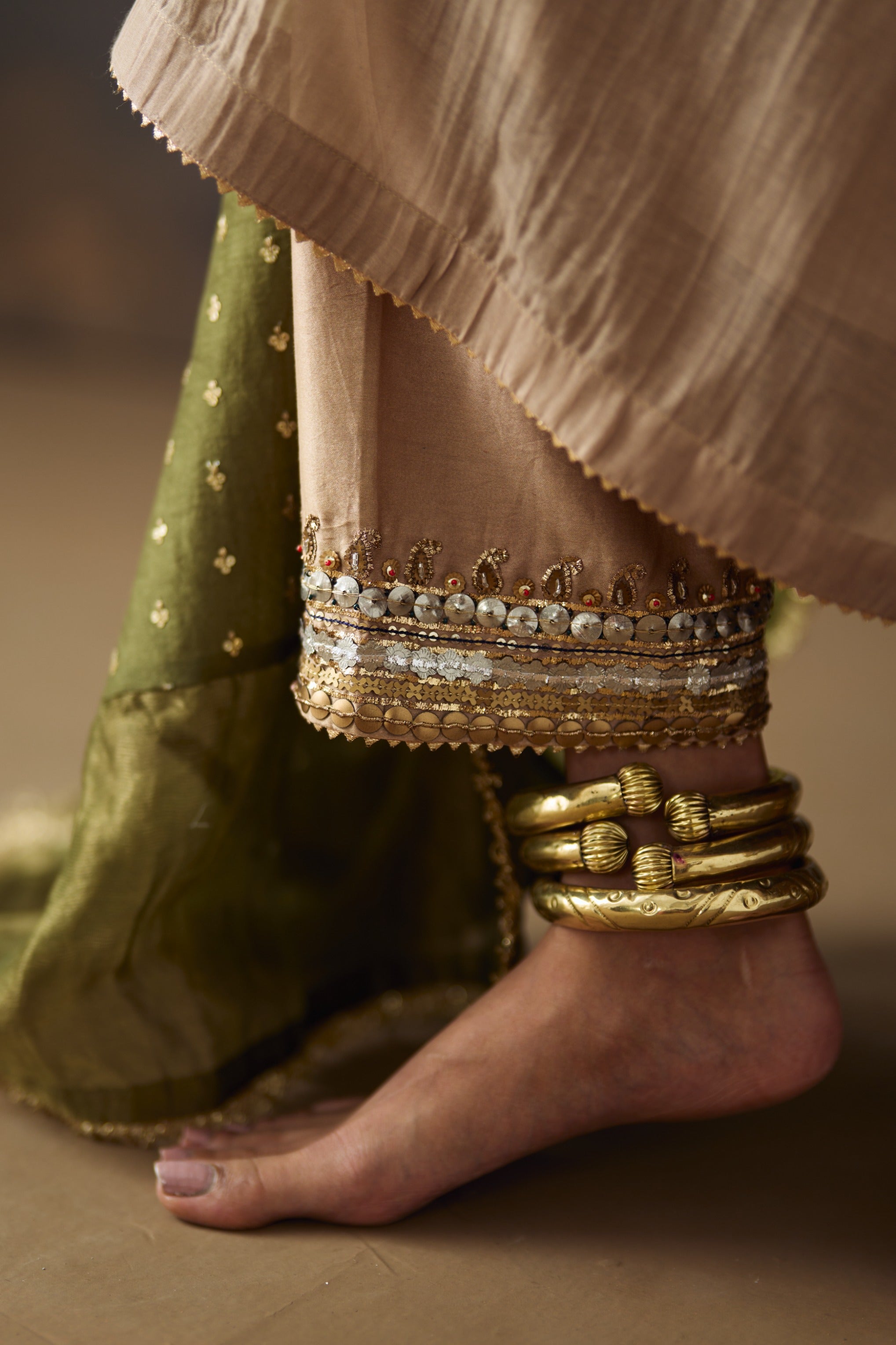 Beige Preeti Set