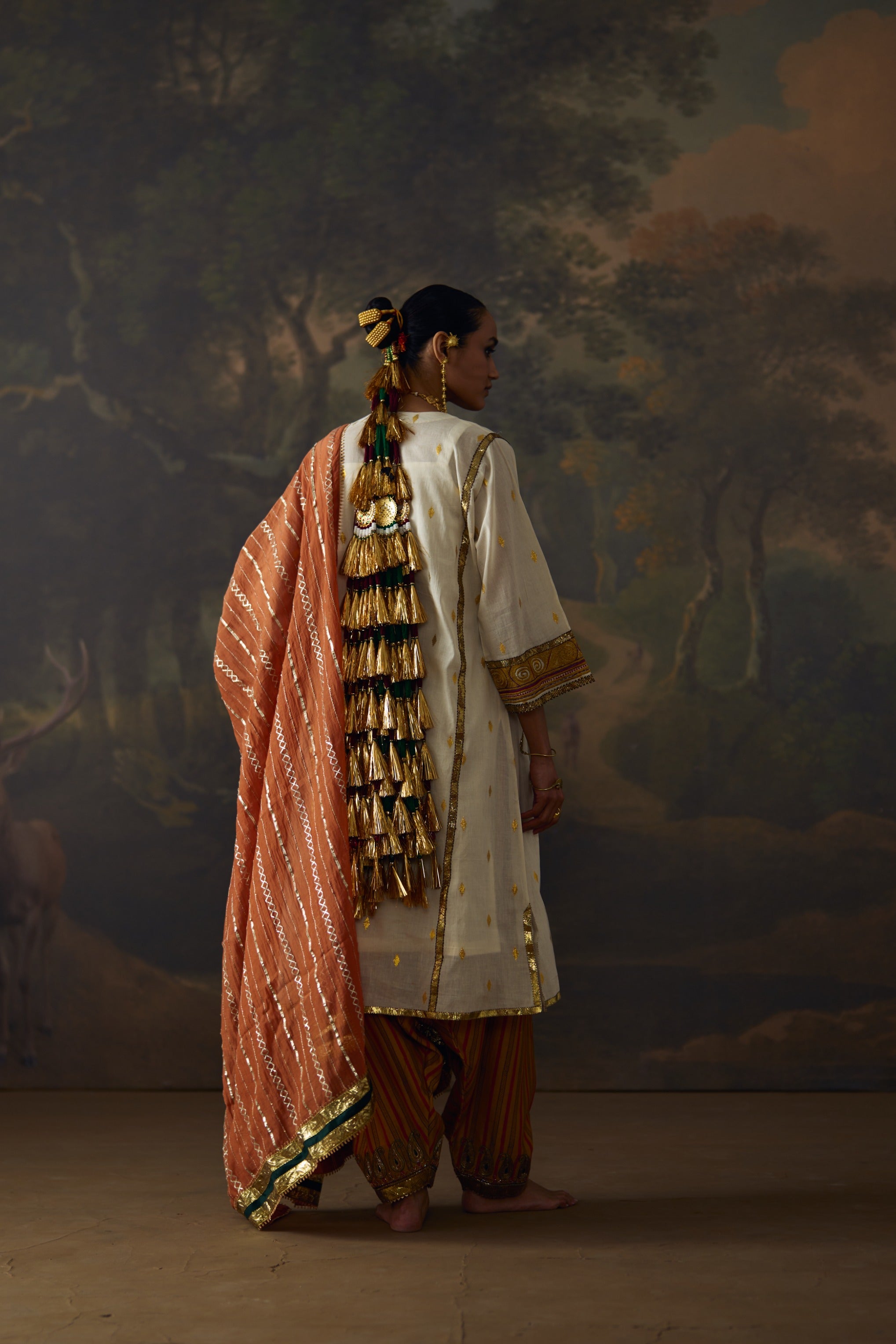 Mansoor Set