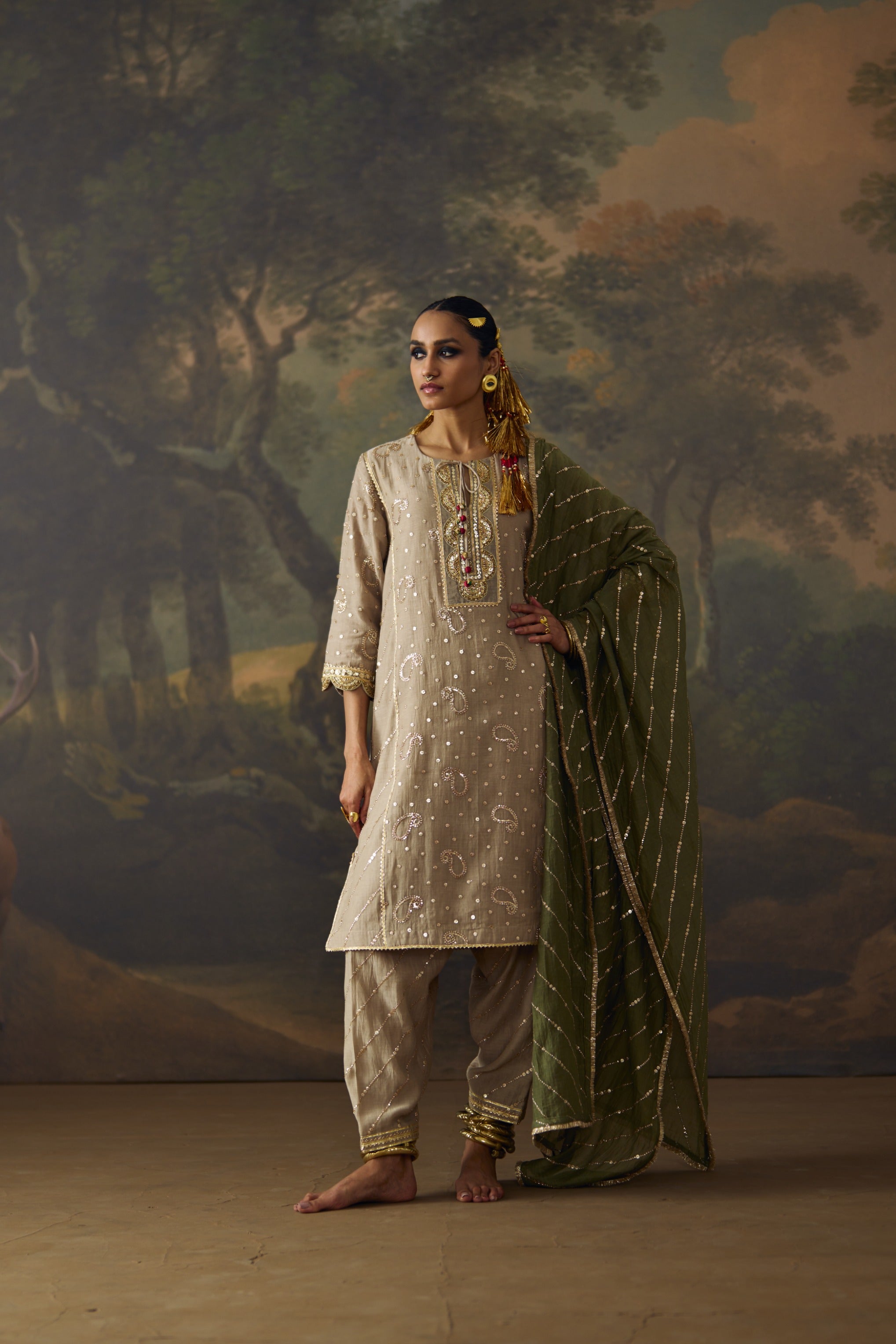 Pasliey Salwar Set