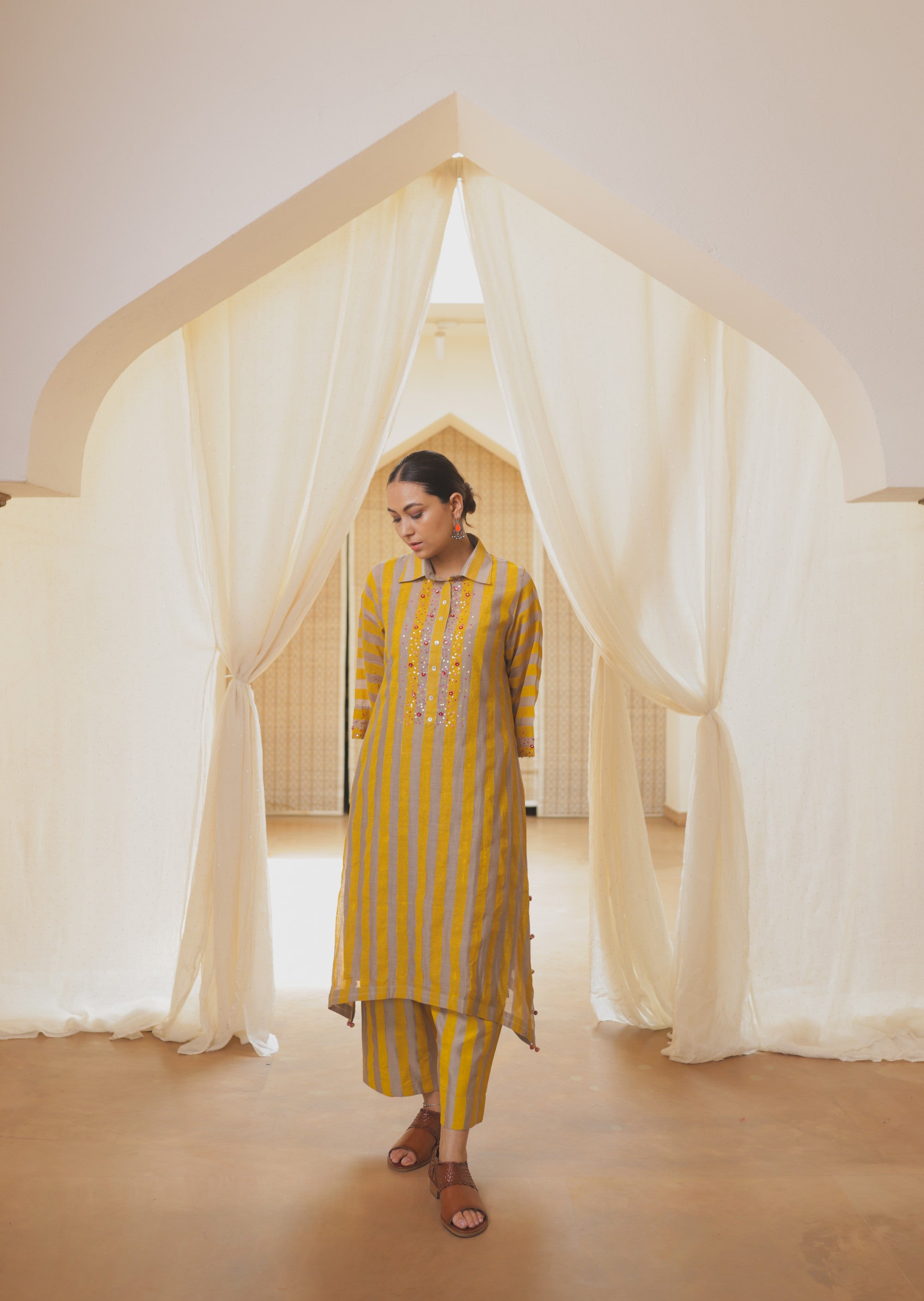 Yellow Stripe Collar Set