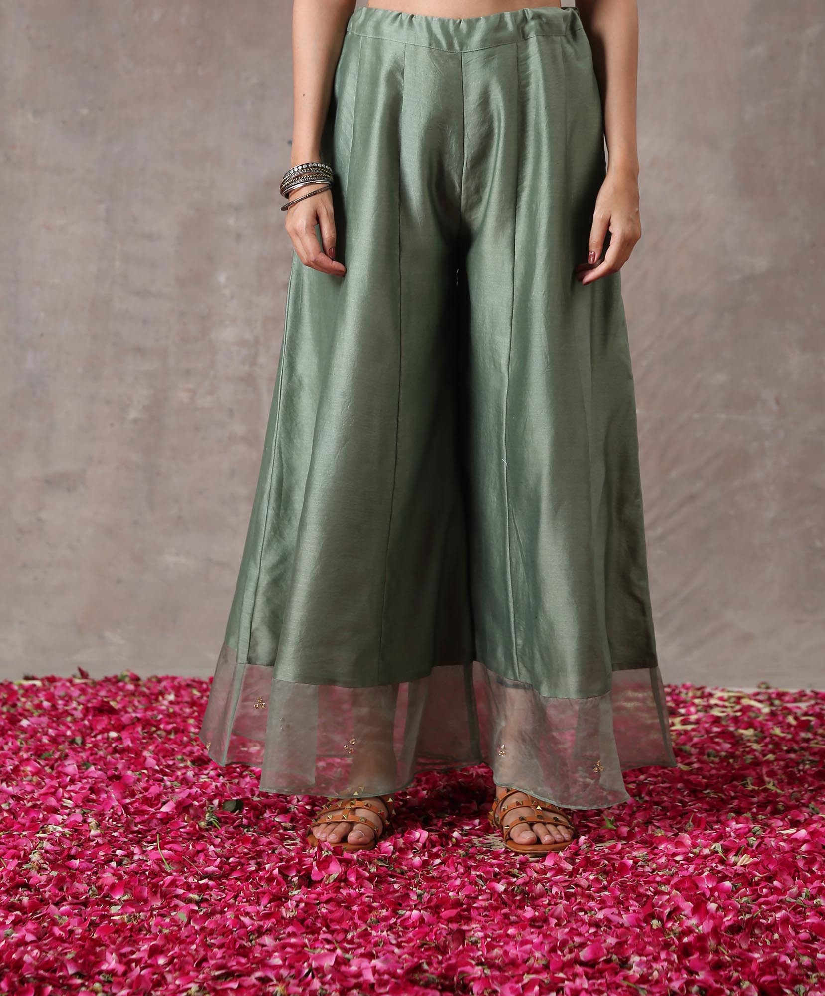 Mukaish Kalidar Set