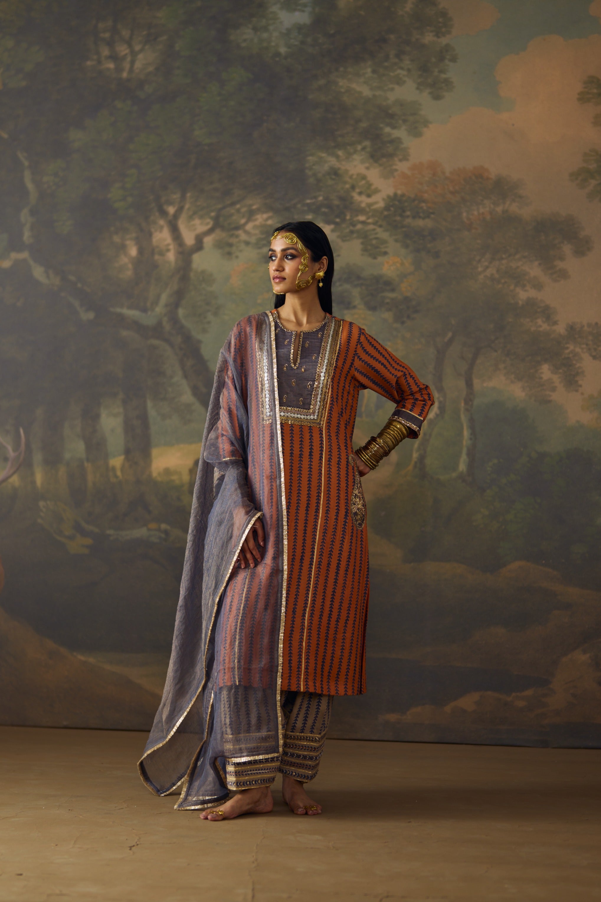 Paisley Rust Moga Silk Set
