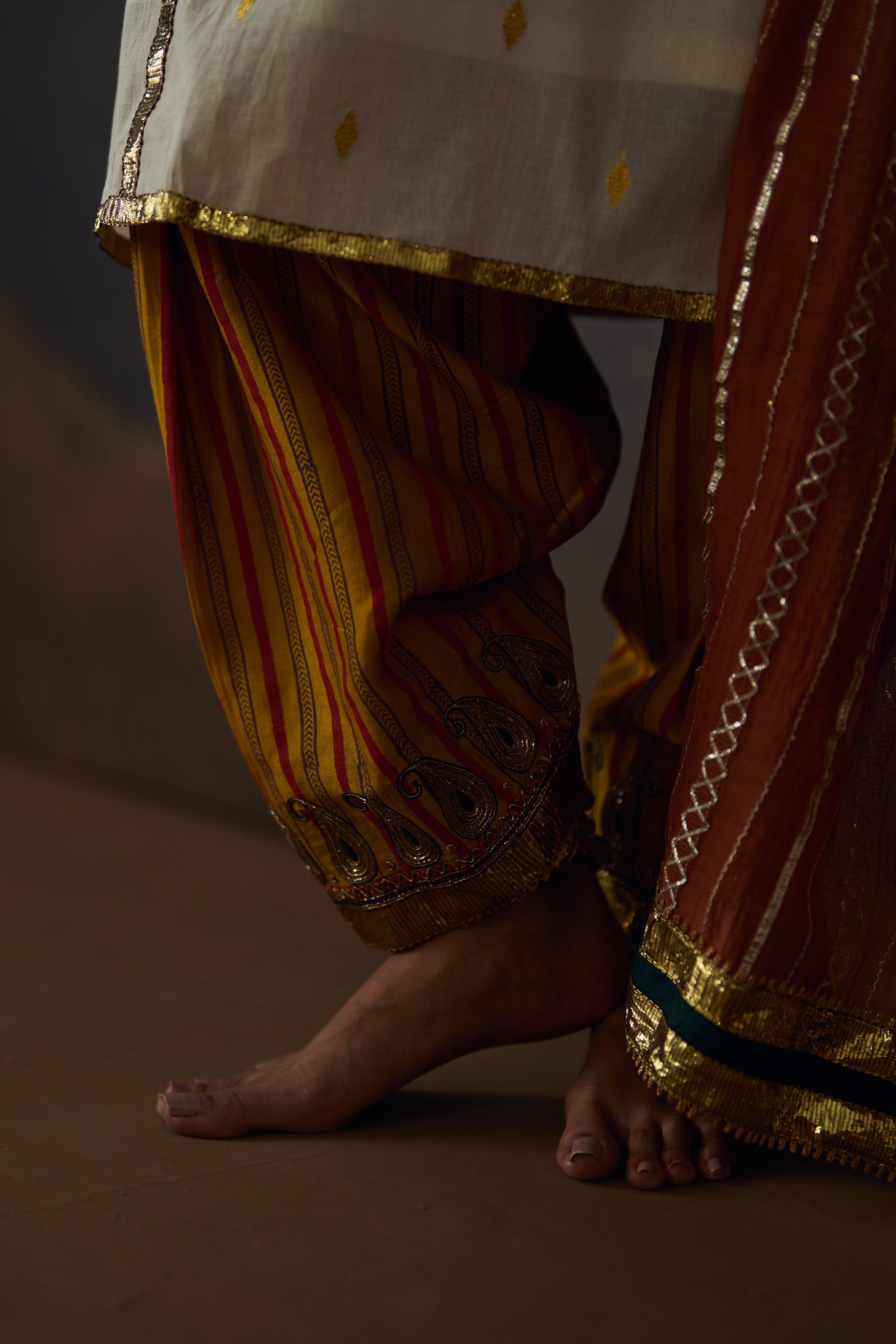 Mansoor Set