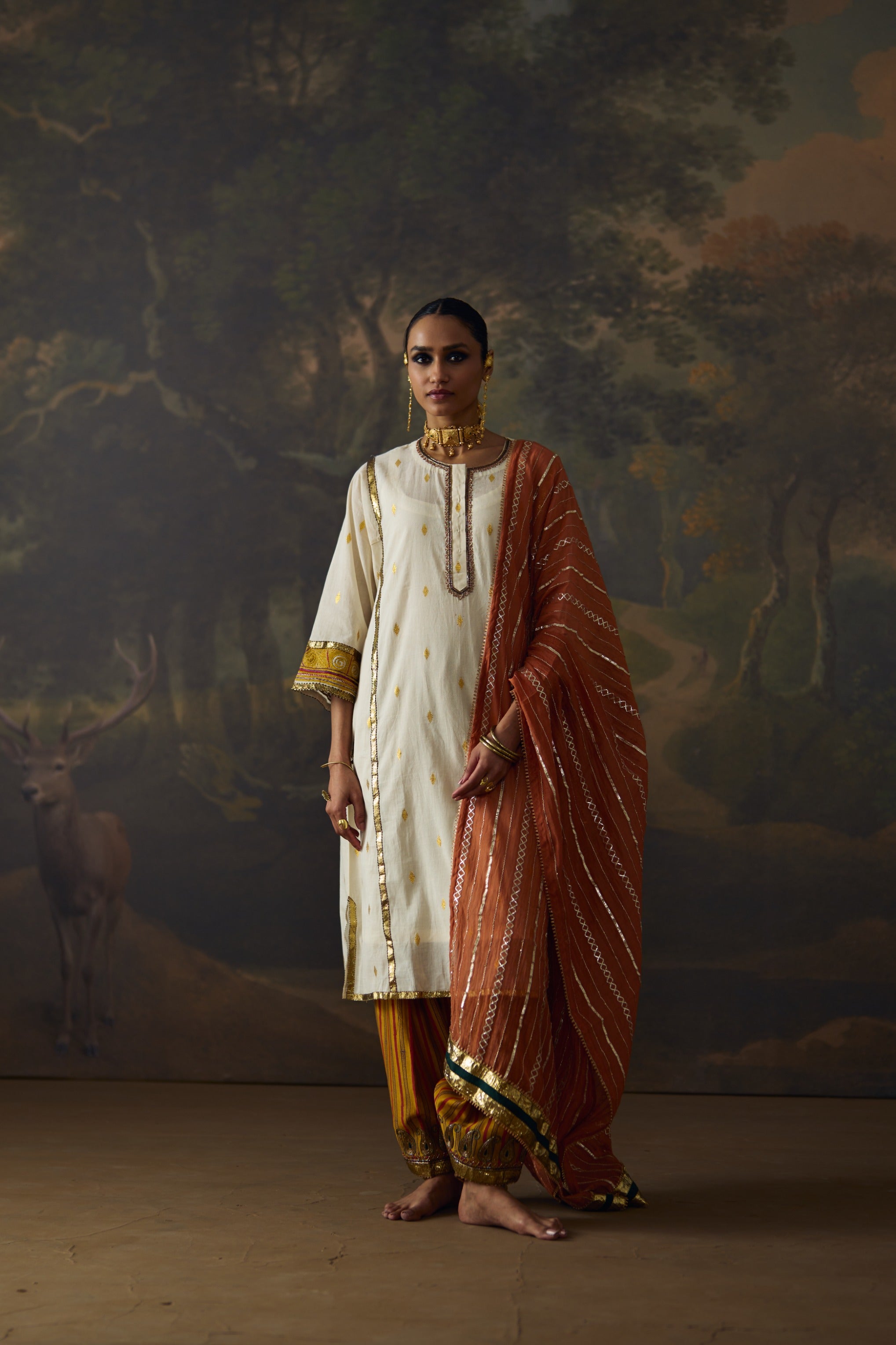 Mansoor Set