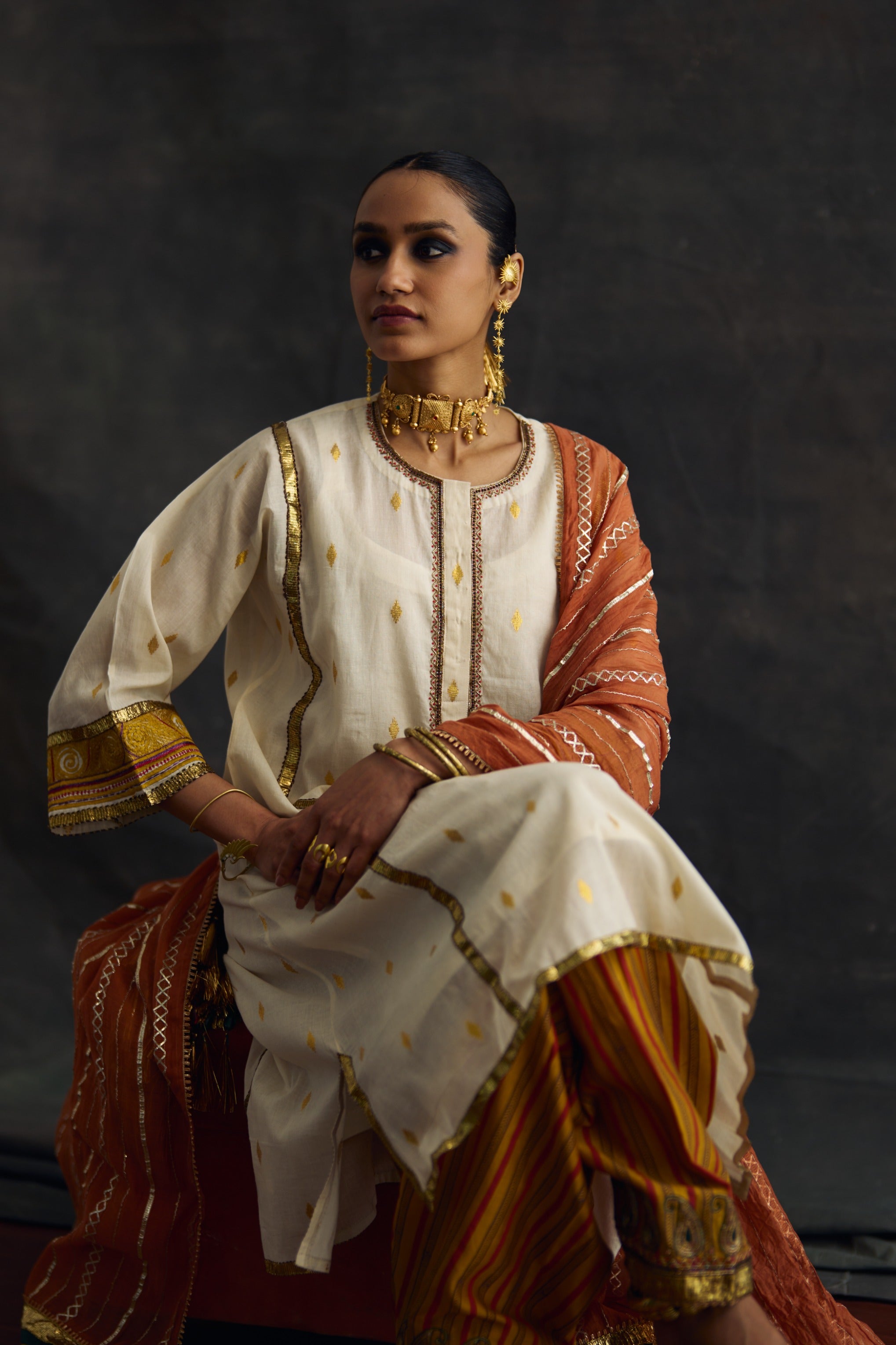 Mansoor Set