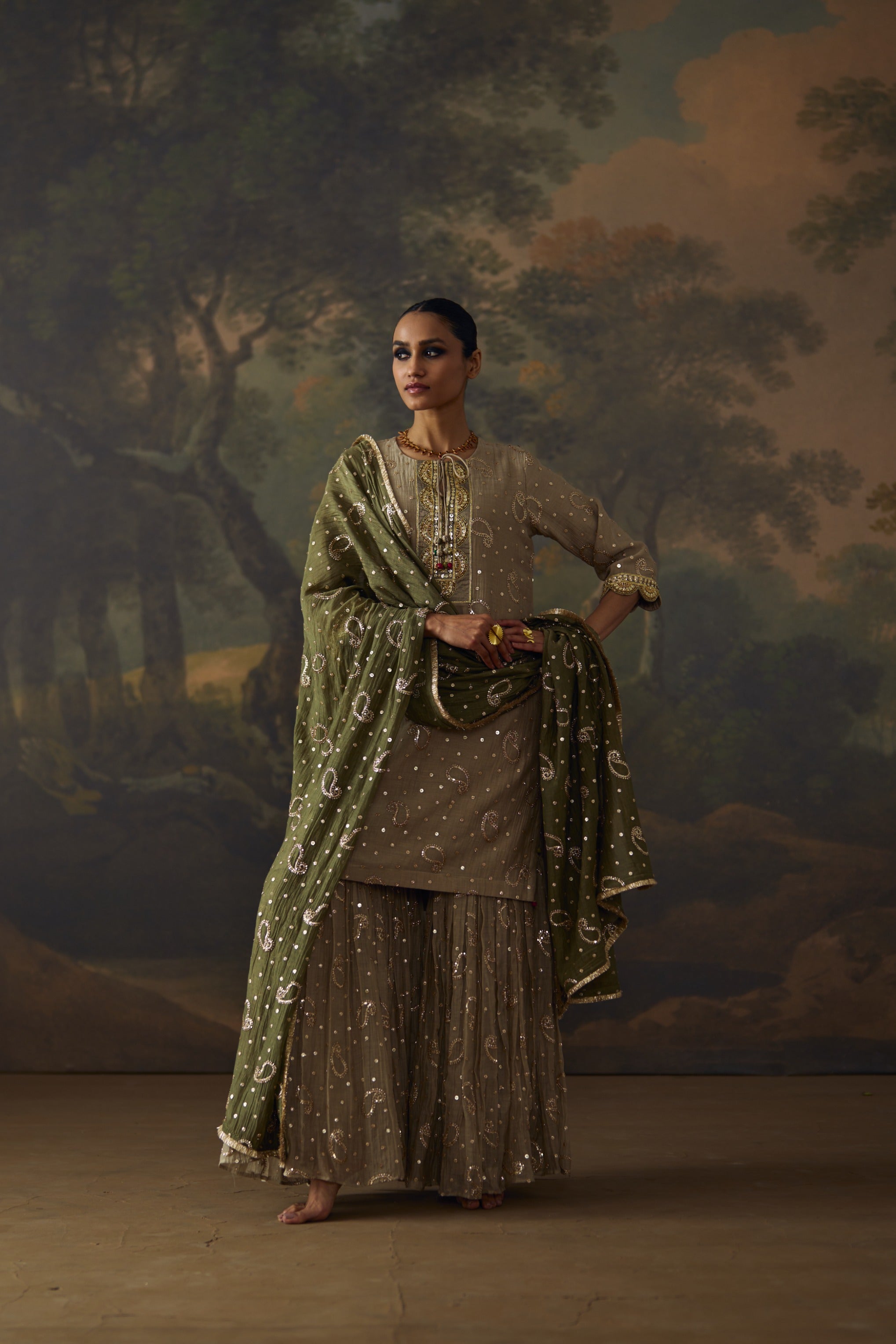 Grey Pasliey Garara Set